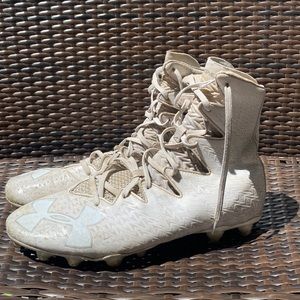 Under Armor Highlight White Cleats  Sz 11 Men’s